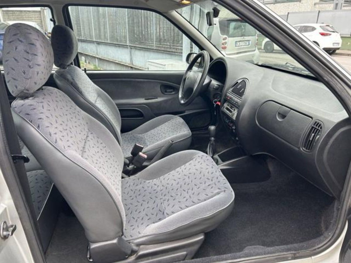 Citroen Saxo 1.1i cat 3 porte A (10)