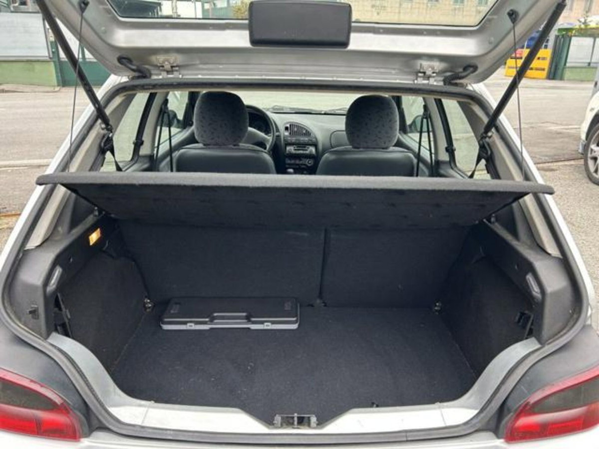 Citroen Saxo 1.1i cat 3 porte A (9)