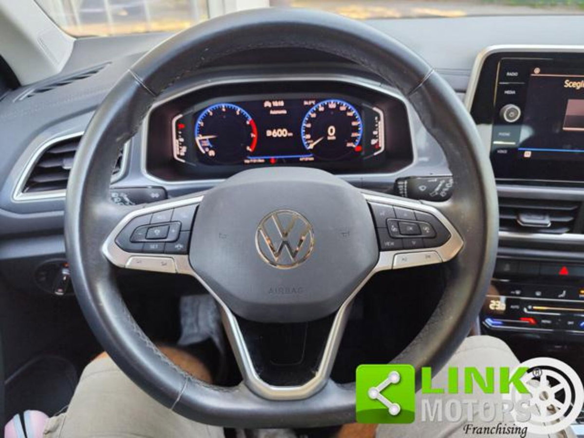Volkswagen T-Roc 1.0 TSI Style (8)