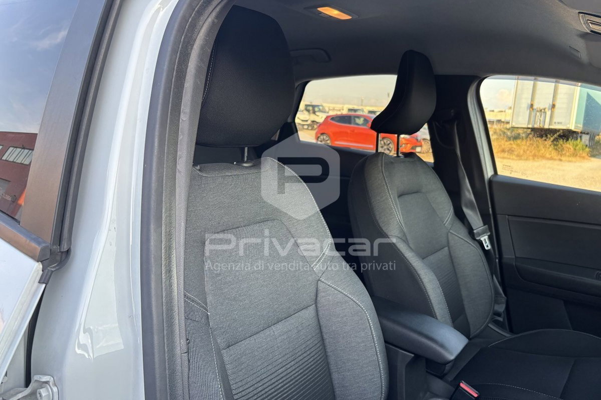 Renault Captur TCe 100 CV GPL FAP Life (13)