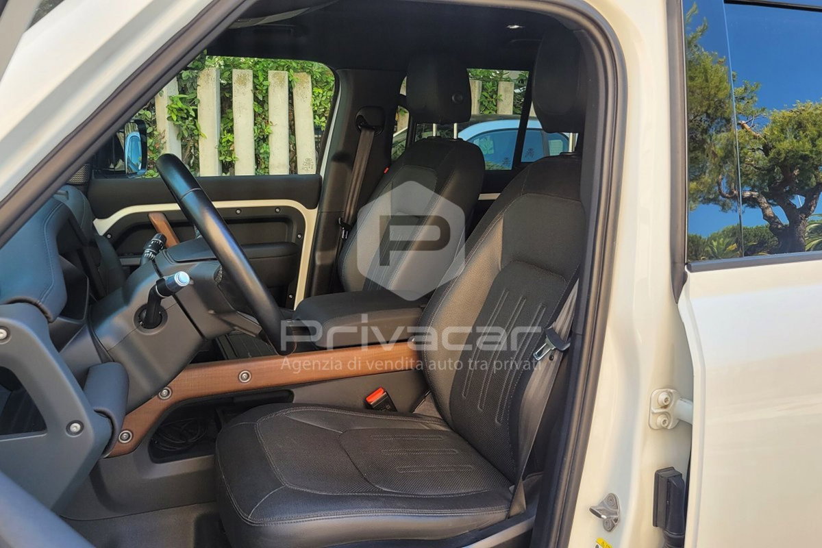 Land Rover Defender 110 3.0D I6 300 CV AWD Auto X-Dynamic SE (12)