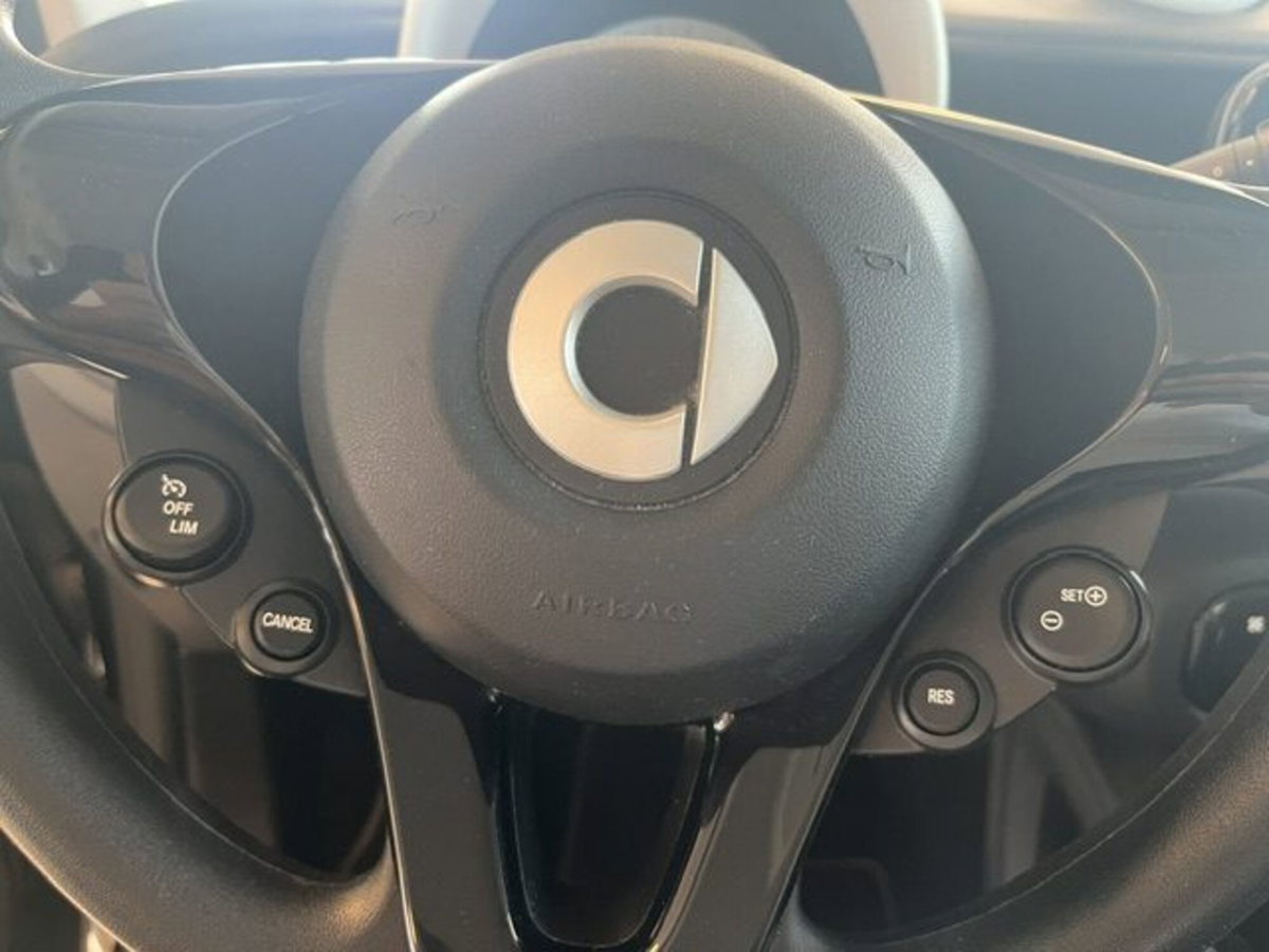smart Fortwo 70 1.0 twinamic Youngster (12)