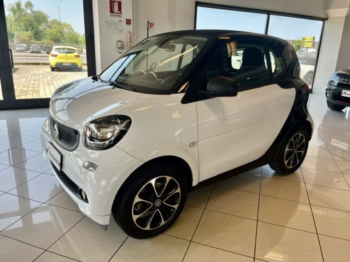 smart Fortwo 70 1.0 twinamic Youngster (3)