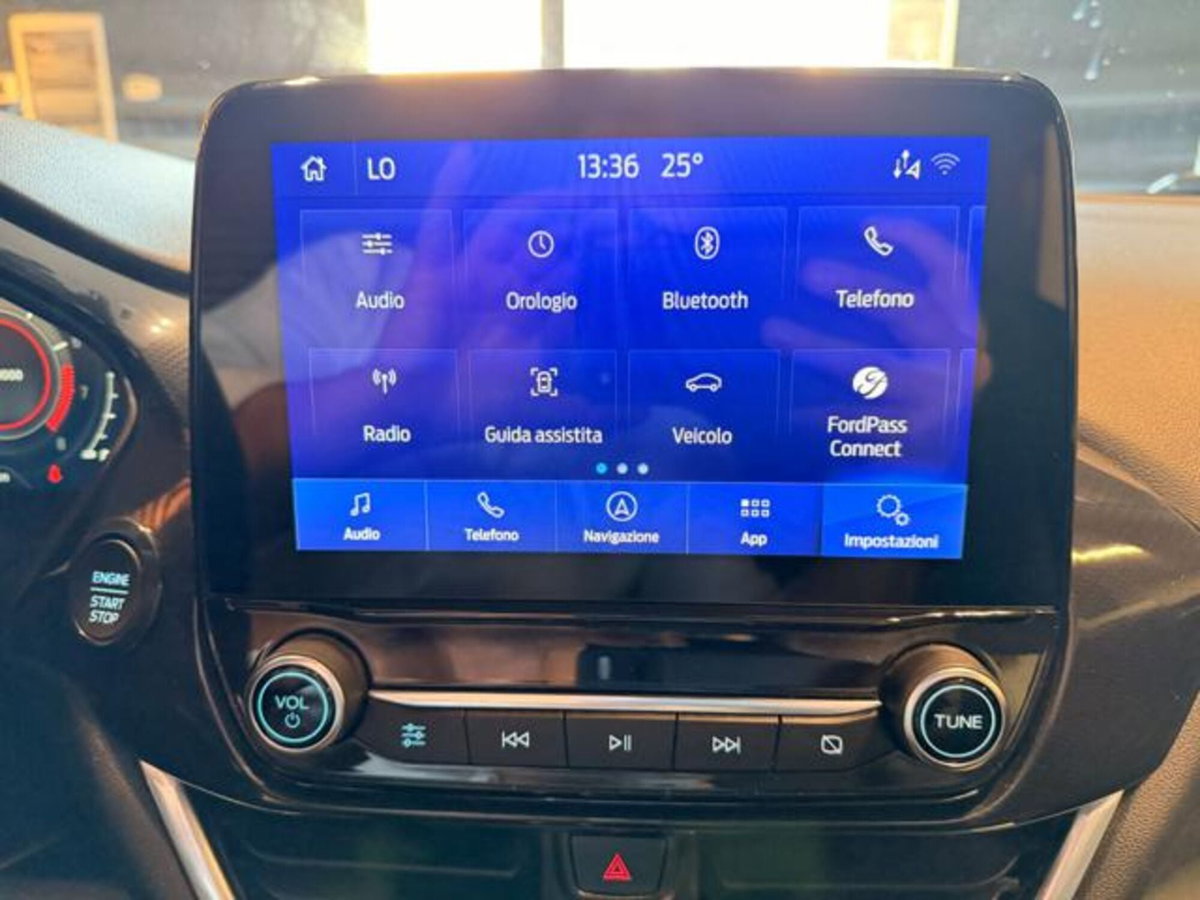 Ford Puma 1.0 EcoBoost Hybrid 125 CV S&S aut. ST-Line X (12)