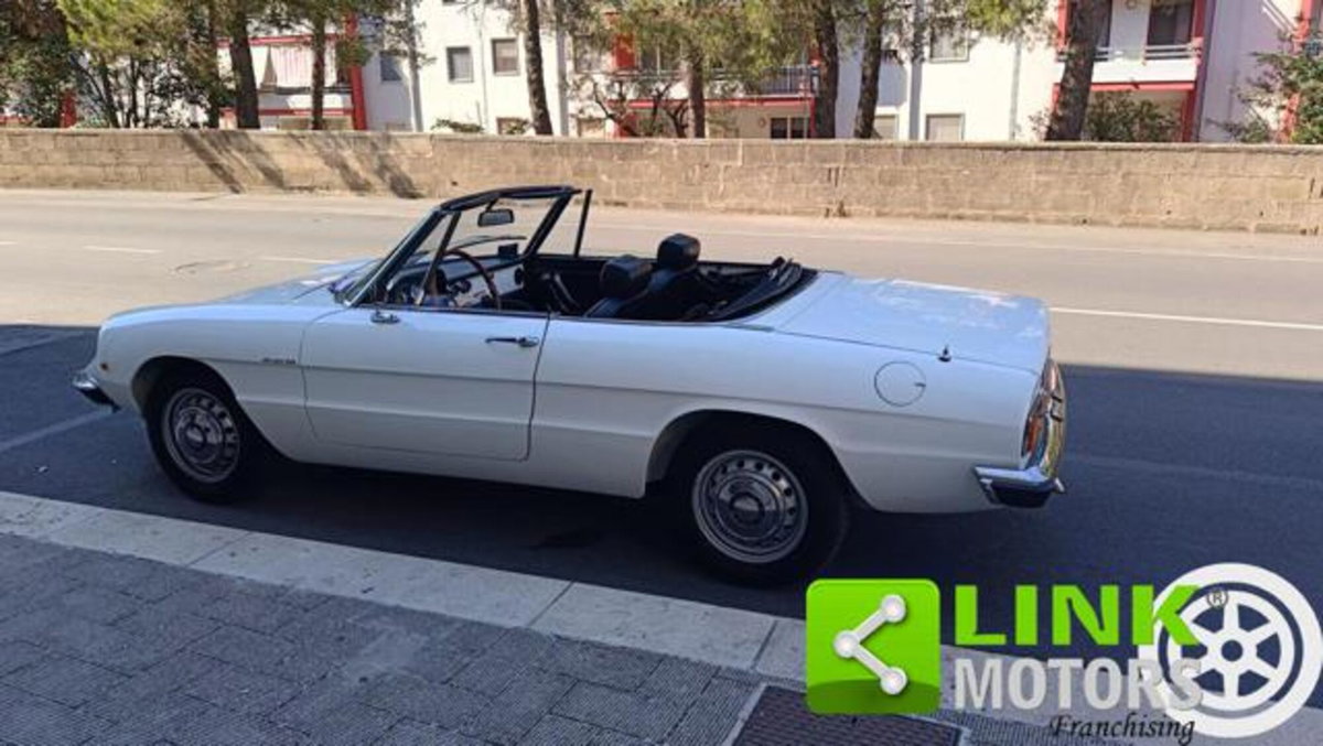 Alfa Romeo Spider 1.6 Junior (19)