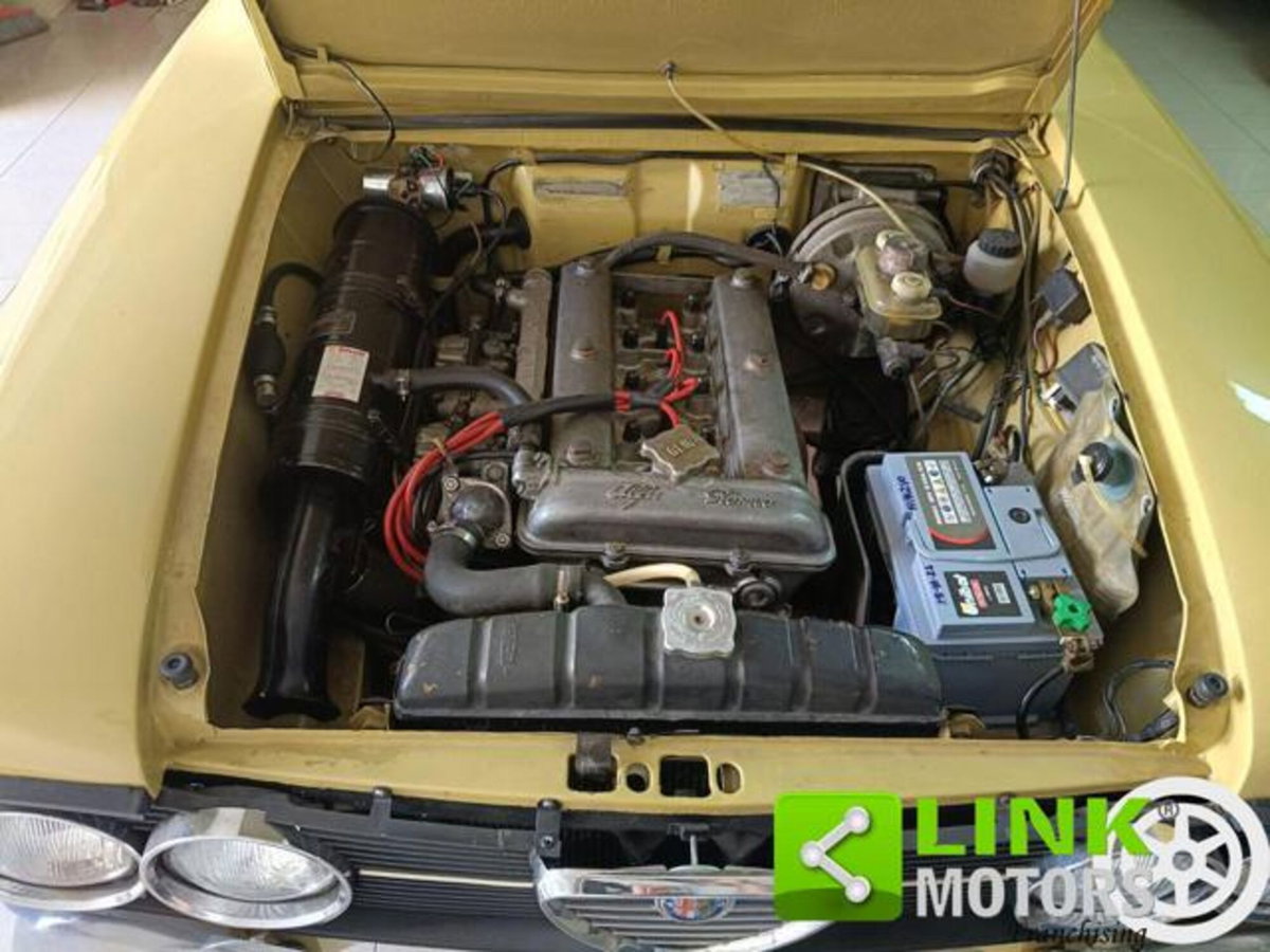 Alfa Romeo Giulia 2.0 Turbo 200 CV AT8 Super (18)