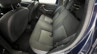 Dacia Duster 1.6 110CV 4x2 GPL Lauréate (7)