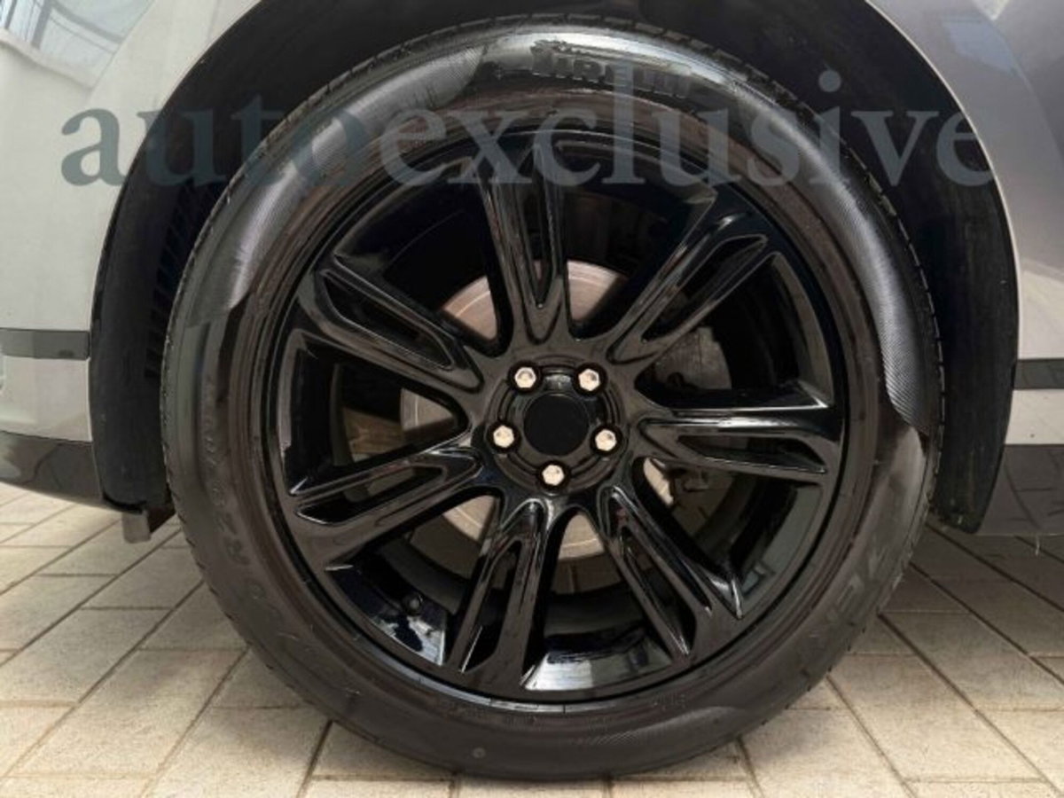 Land Rover Range Rover Velar 2.0D I4 240 CV R-Dynamic S (11)