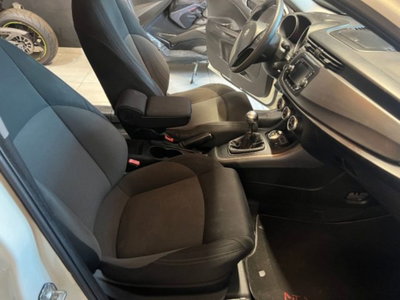 Alfa Romeo Giulietta 1.6 JTDm Distinctive 120cv (10)