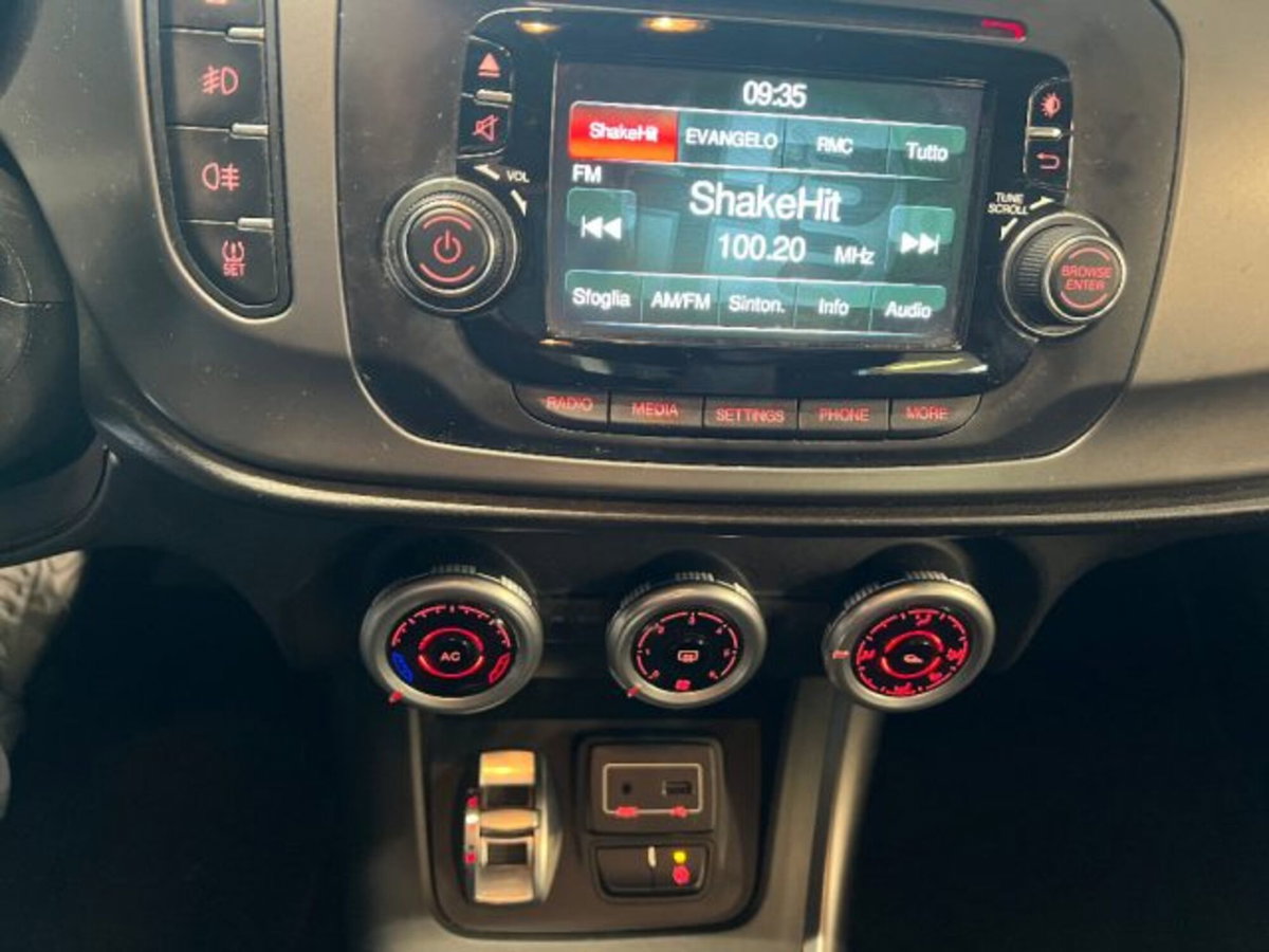 Alfa Romeo Giulietta 1.6 JTDm Distinctive 120cv (14)