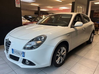 Alfa Romeo Giulietta 1.6 JTDm Distinctive 120cv (2)