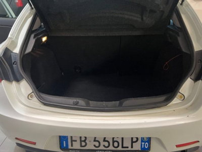 Alfa Romeo Giulietta 1.6 JTDm Distinctive 120cv (9)