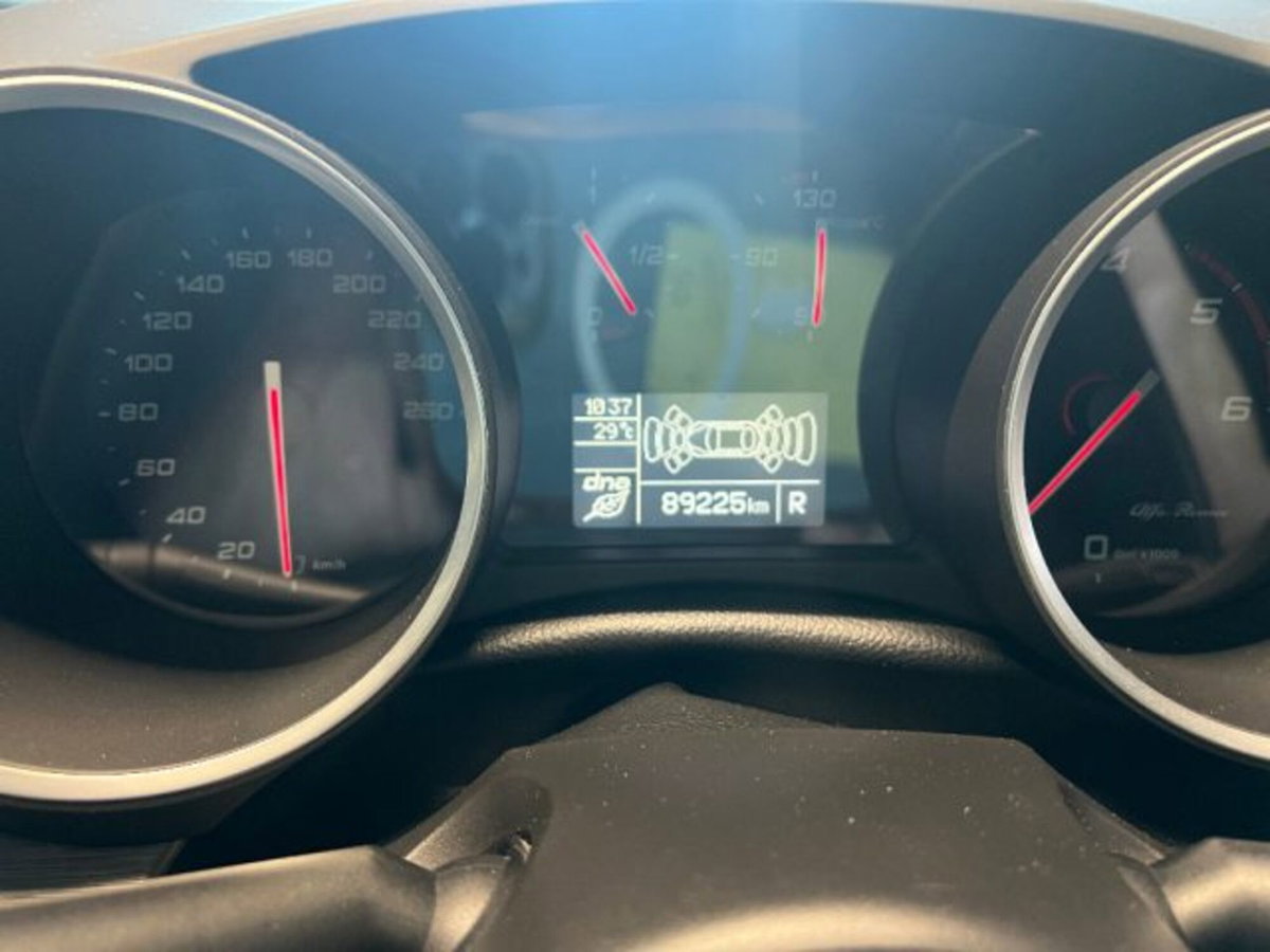 Alfa Romeo Giulietta 1.6 JTDm Sport 120cv tct (12)