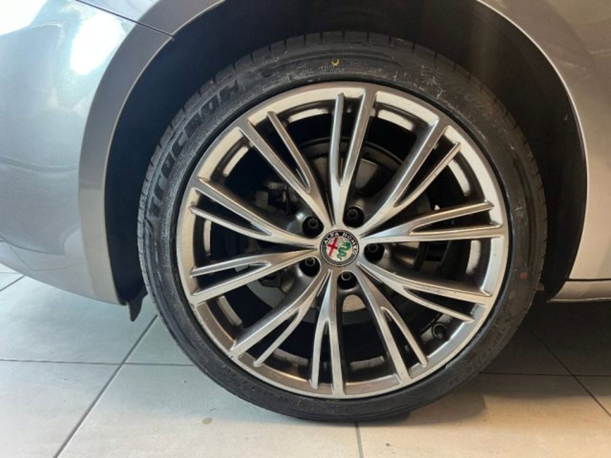 Alfa Romeo Giulietta 1.6 JTDm Sport 120cv tct (15)