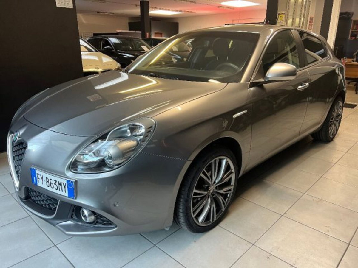 Alfa Romeo Giulietta 1.6 JTDm Sport 120cv tct (5)
