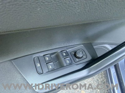Volkswagen Polo 1.0 tsi Life 95cv (10)