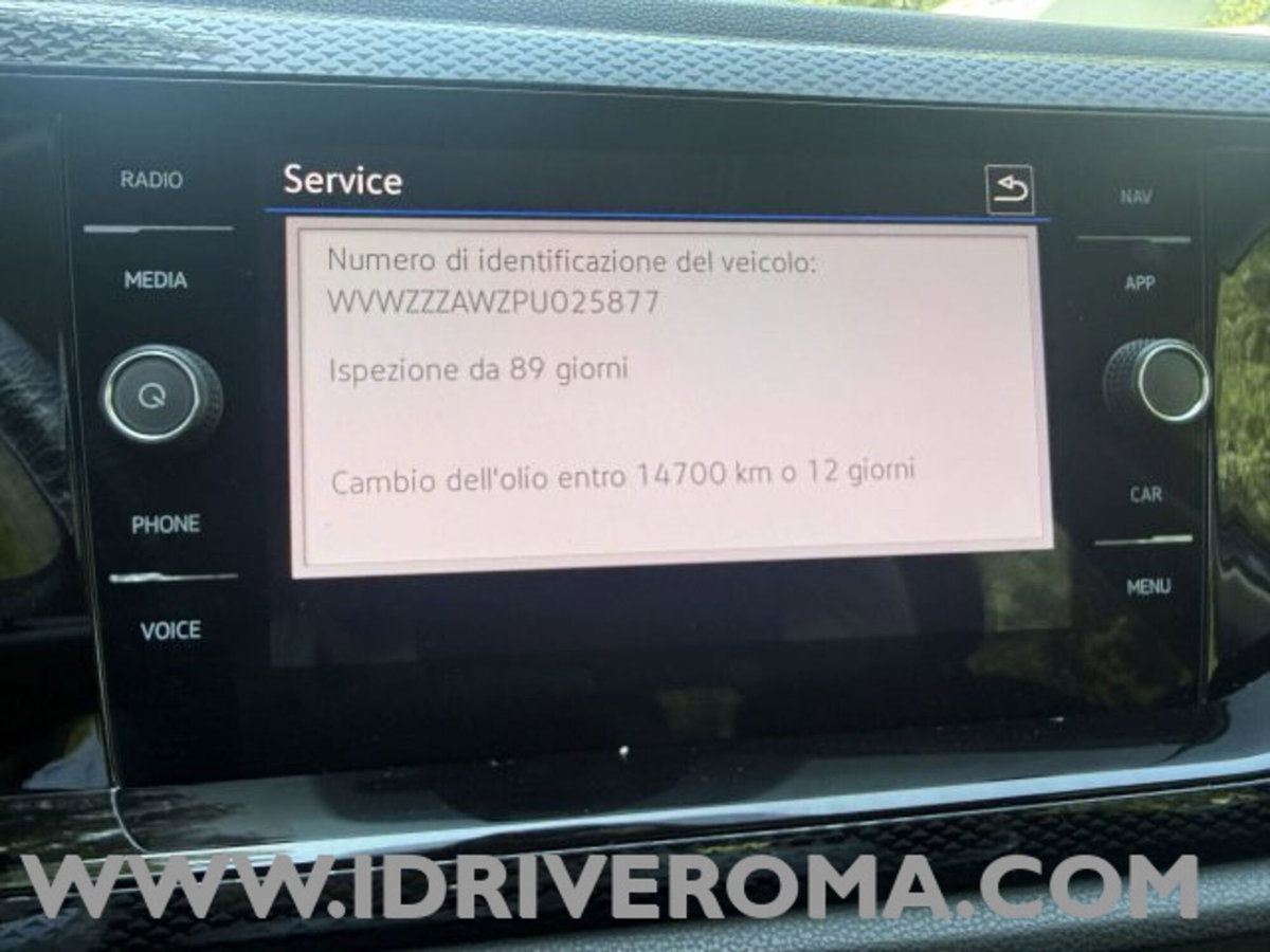 Volkswagen Polo 1.0 tsi Life 95cv (12)