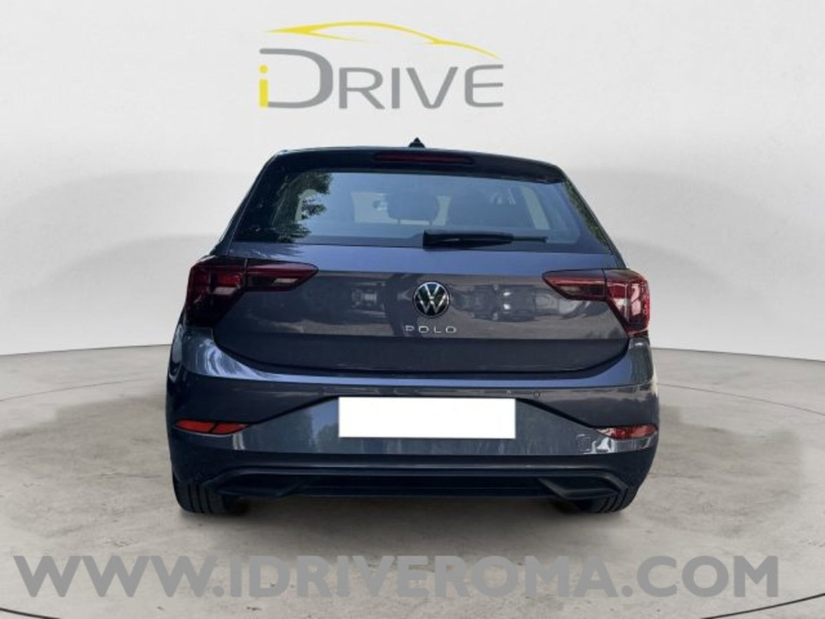 Volkswagen Polo 1.0 tsi Life 95cv (6)