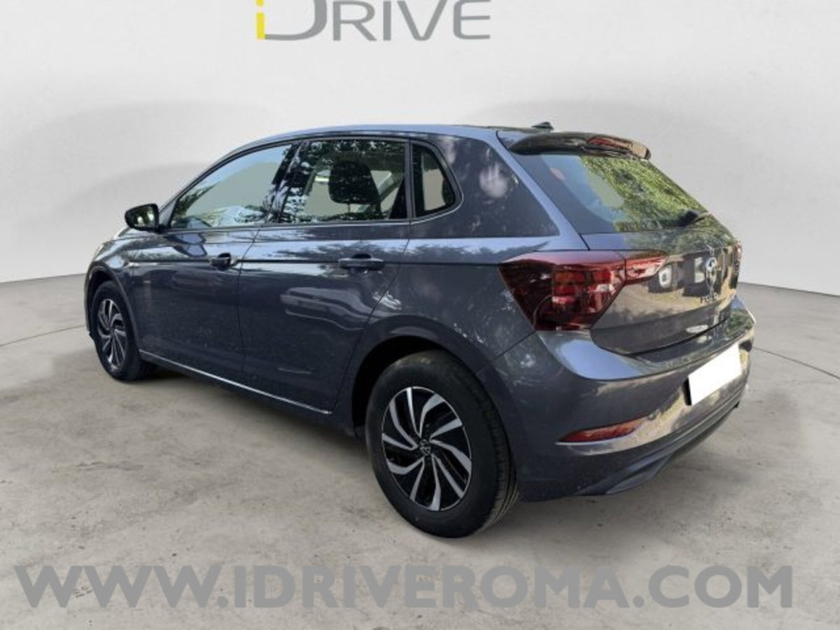 Volkswagen Polo 1.0 tsi Life 95cv (7)