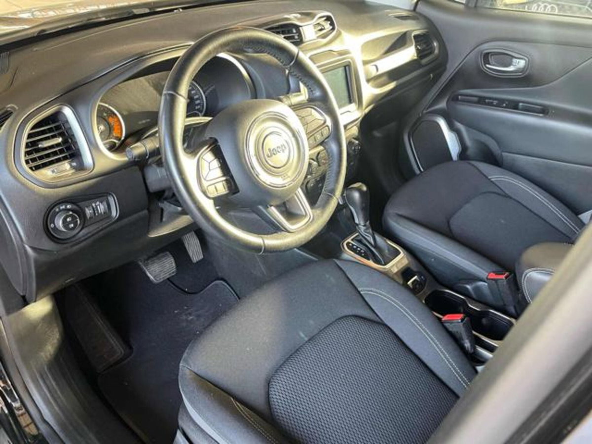 Jeep Renegade 1.6 Mjt DDCT 120 CV Limited (7)