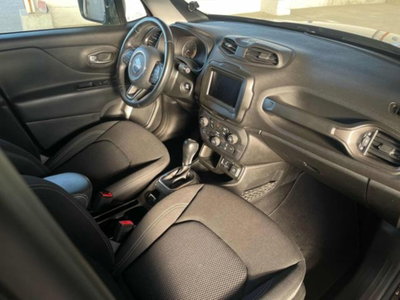 Jeep Renegade 1.6 Mjt DDCT 120 CV Limited (9)