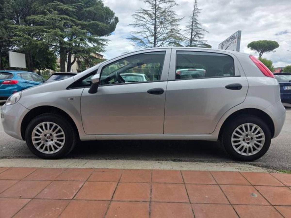 Fiat Punto 1.4 8V 5 porte Natural Power Street (12)