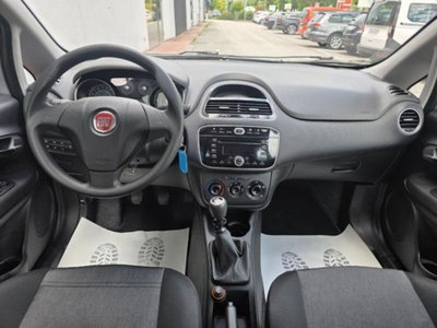 Fiat Punto 1.4 8V 5 porte Natural Power Street (8)