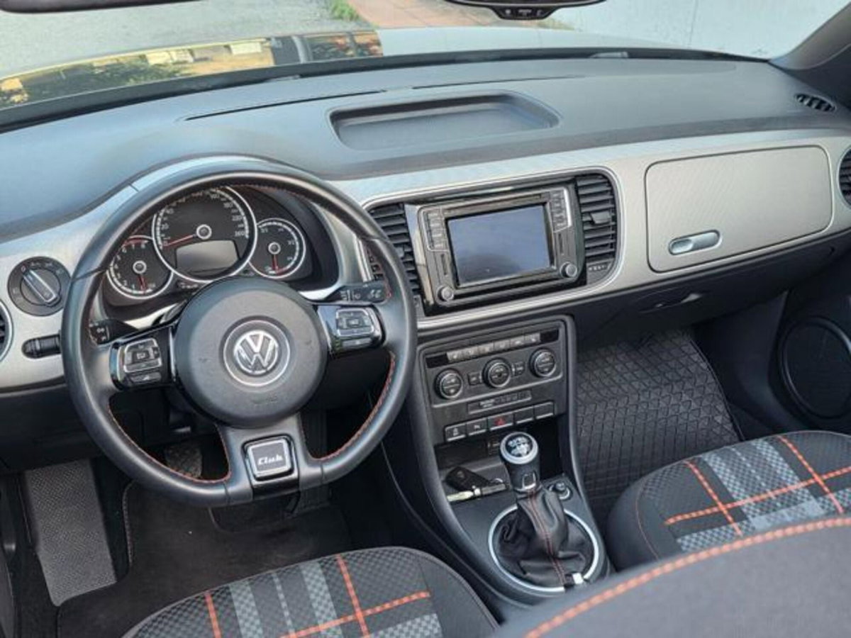 Volkswagen Maggiolino Cabrio 1.2 TSI Design BlueMotion Technology (13)