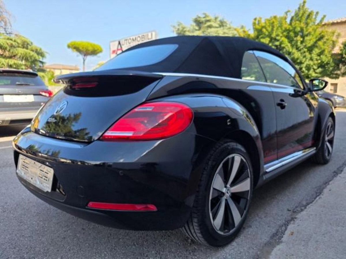 Volkswagen Maggiolino Cabrio 1.2 TSI Design BlueMotion Technology (4)