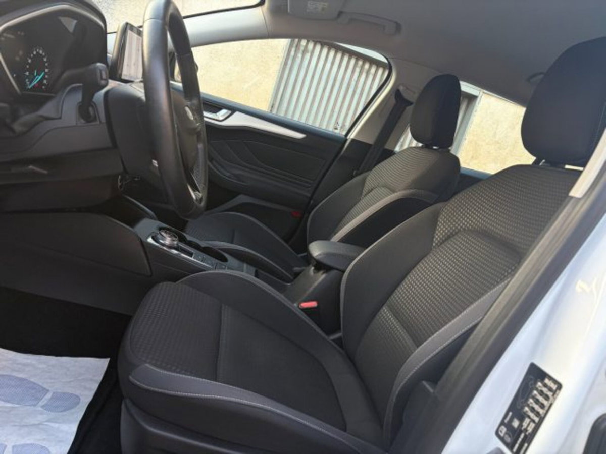 Ford Focus Station Wagon 1.5 EcoBlue 120 CV automatico SW Business Co-Pilot (17)