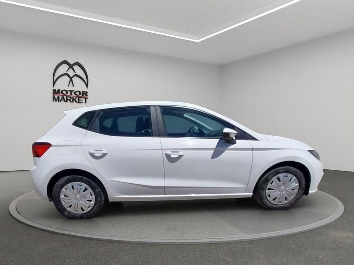 SEAT Ibiza 1.0 TGI 5 porte Style (4)
