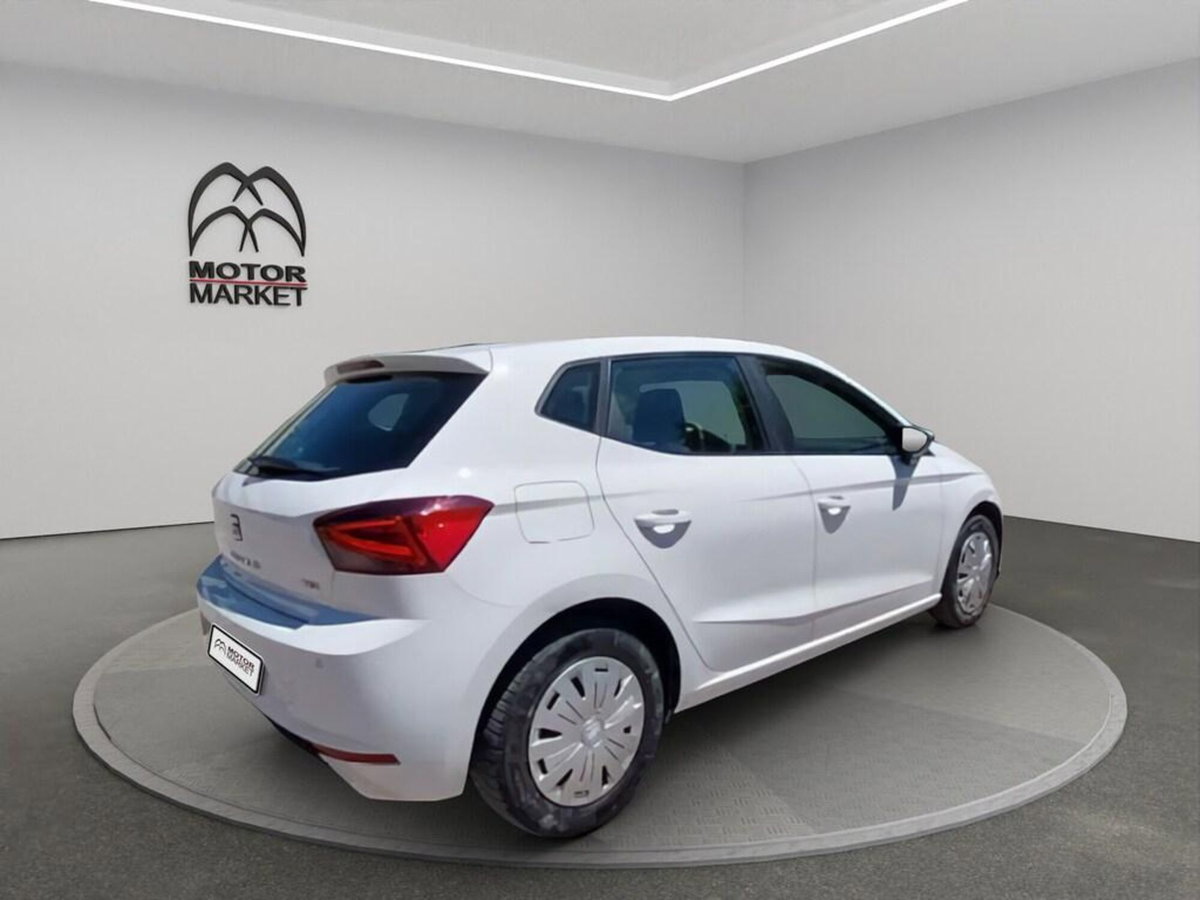 SEAT Ibiza 1.0 TGI 5 porte Style (7)