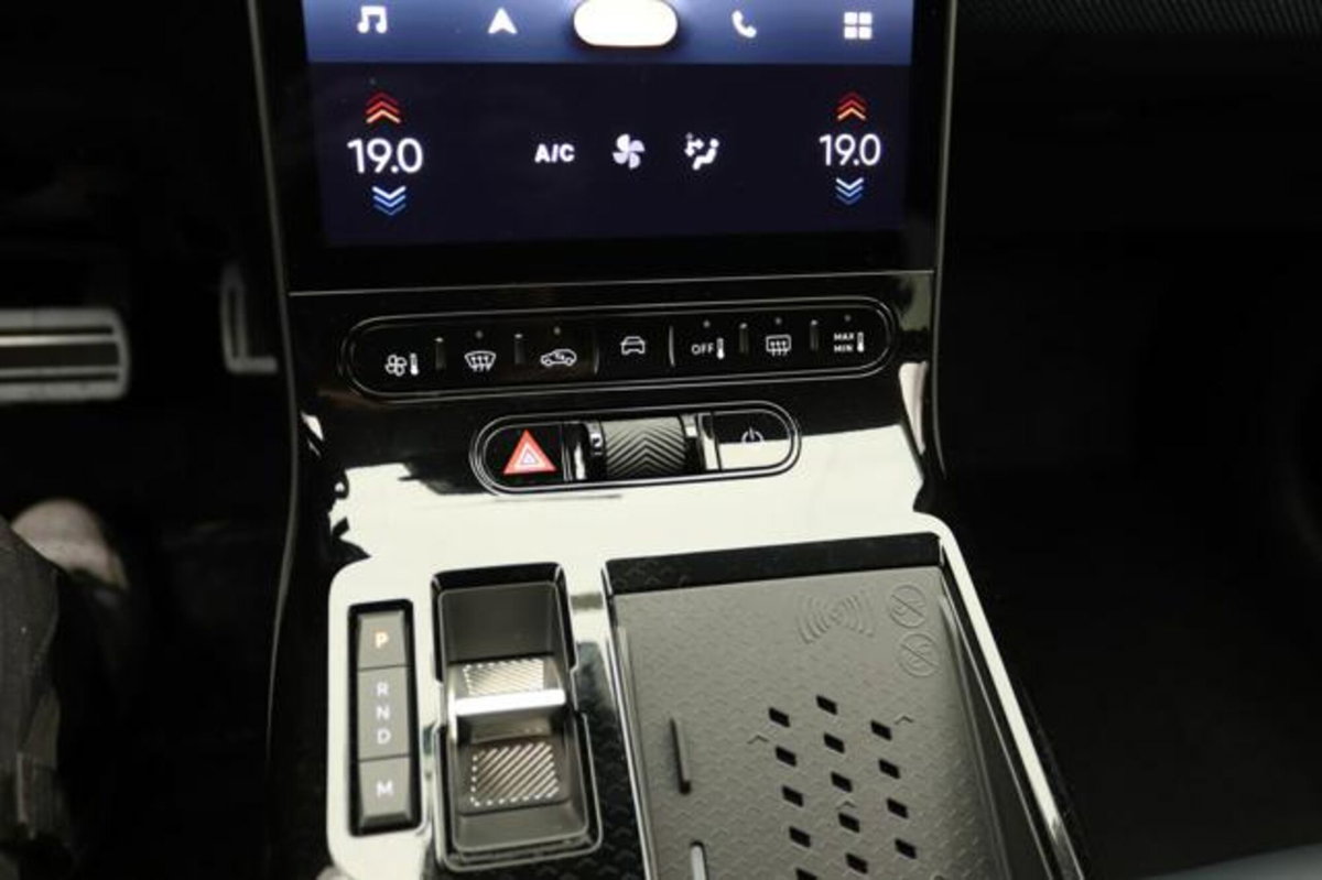 Citroen C5 Aircross 1.2 hybrid Max 136cv e-dcs6 (15)