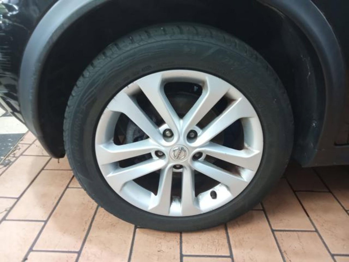 Nissan Juke 1.6 Tekna (5)