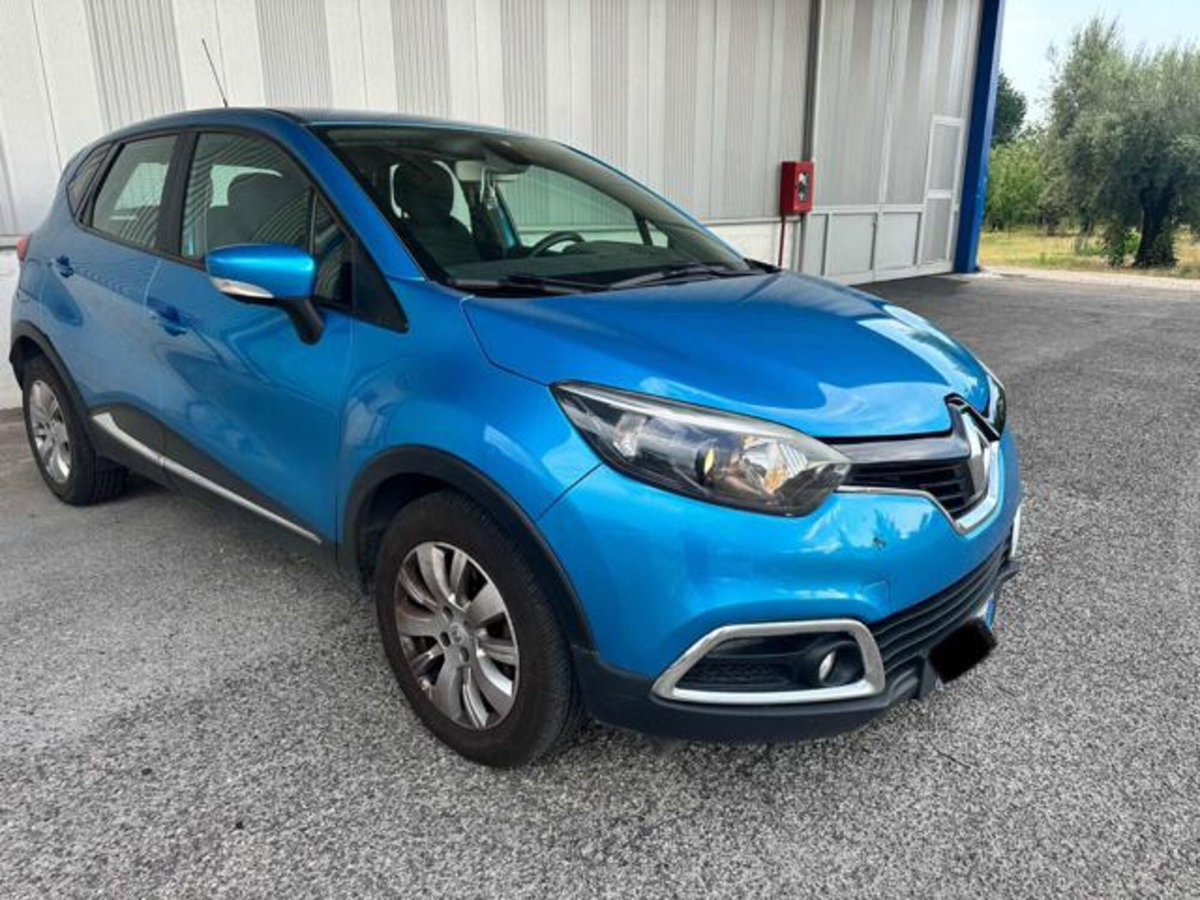 Renault Captur 1.5 dCi 8V 90 CV Start&Stop Live (2)