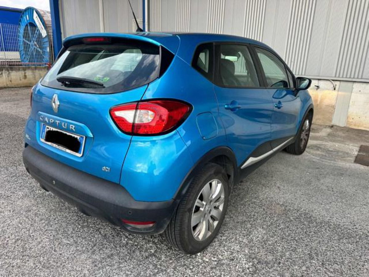 Renault Captur 1.5 dCi 8V 90 CV Start&Stop Live (4)