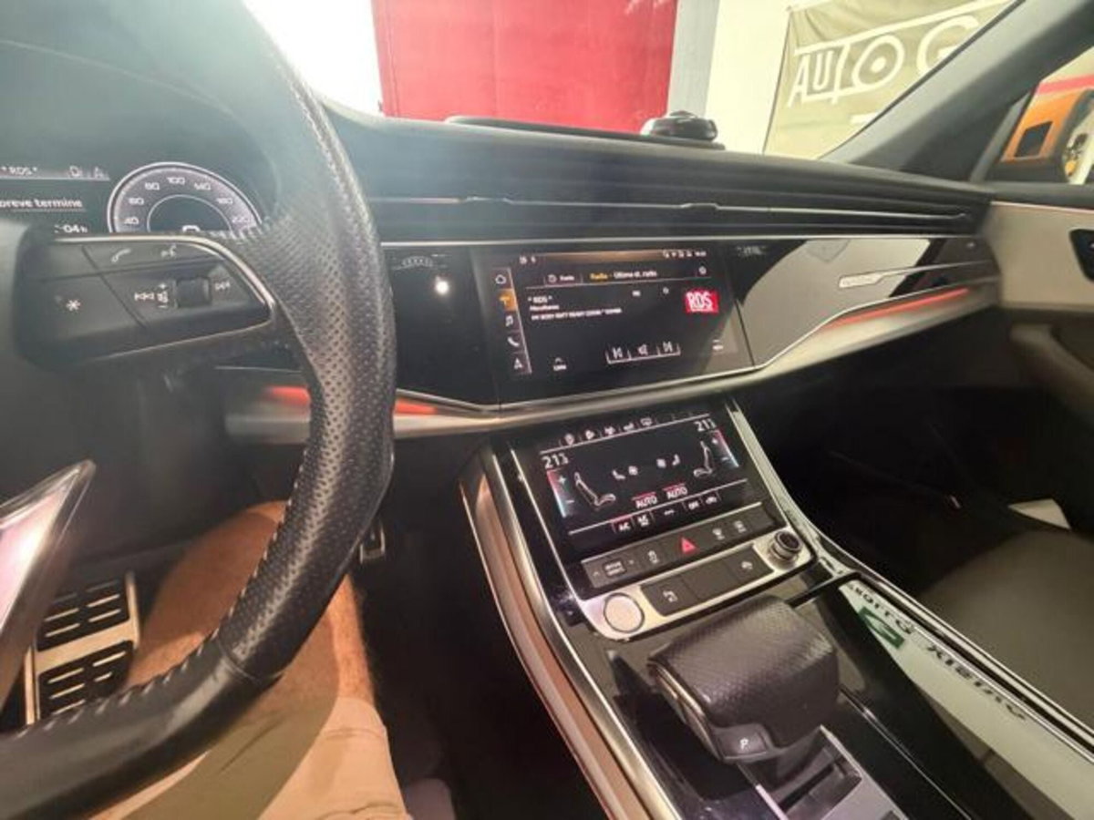 Audi Q8 Q8 50 TDI 286 CV quattro tiptronic Sport (15)