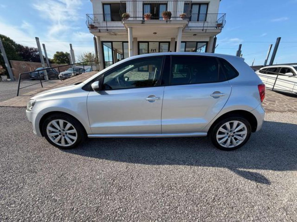 Volkswagen Polo 1.6 5 porte Highline BiFuel (6)