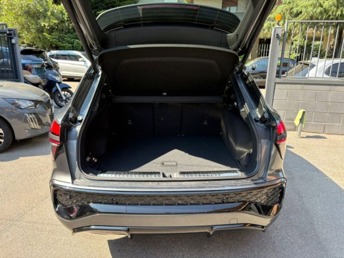 Audi Q3 35 TFSI S tronic S line edition (18)