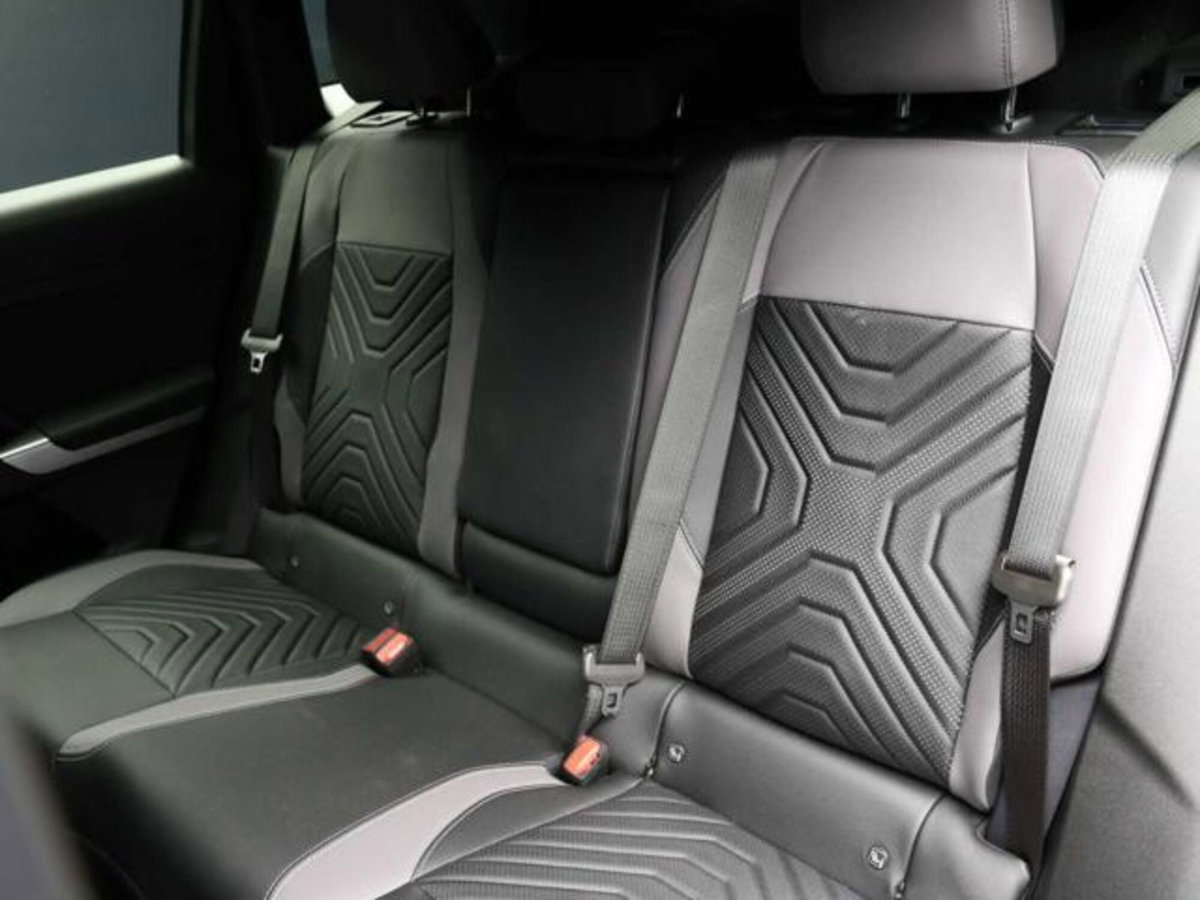 Jeep Compass 1.2 turbo e-hybrid mhev Summit fwd 145cv edct6 (9)