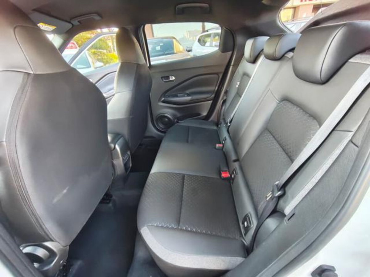Nissan Juke 1.0 dig-t N-Connecta 114cv (11)