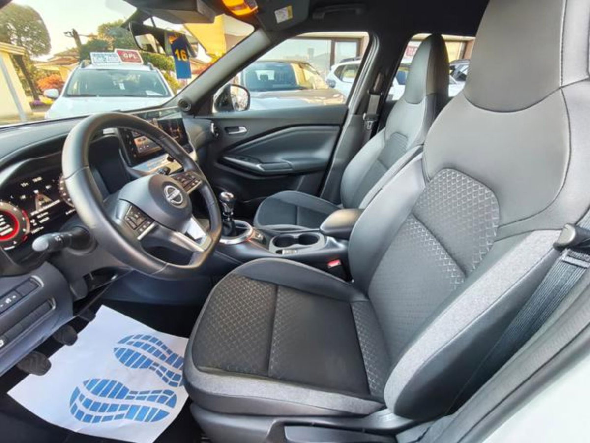 Nissan Juke 1.0 dig-t N-Connecta 114cv (5)