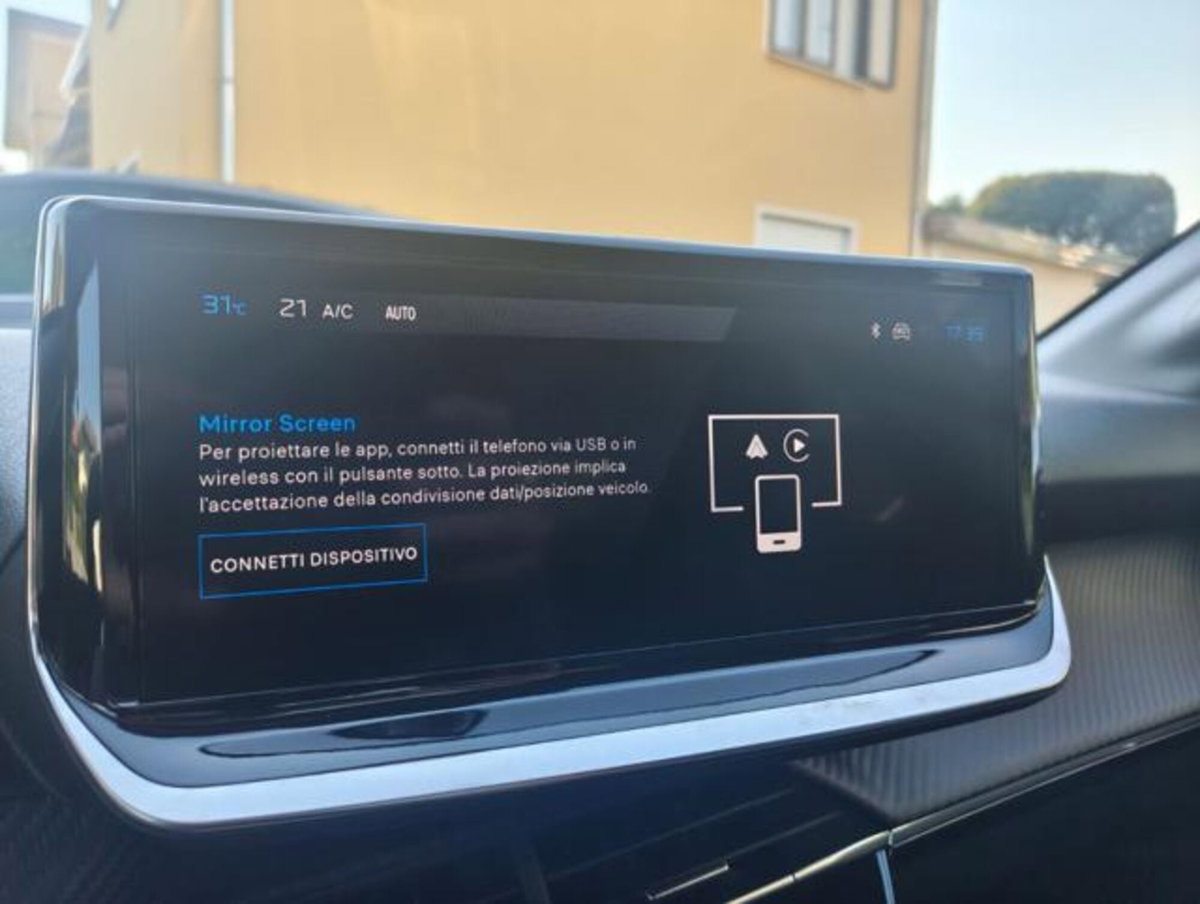 Peugeot 208 1.2 hybrid Active 100cv e-dcs 6 (10)