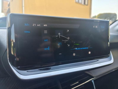 Peugeot 208 1.2 hybrid Active 100cv e-dcs 6 (8)