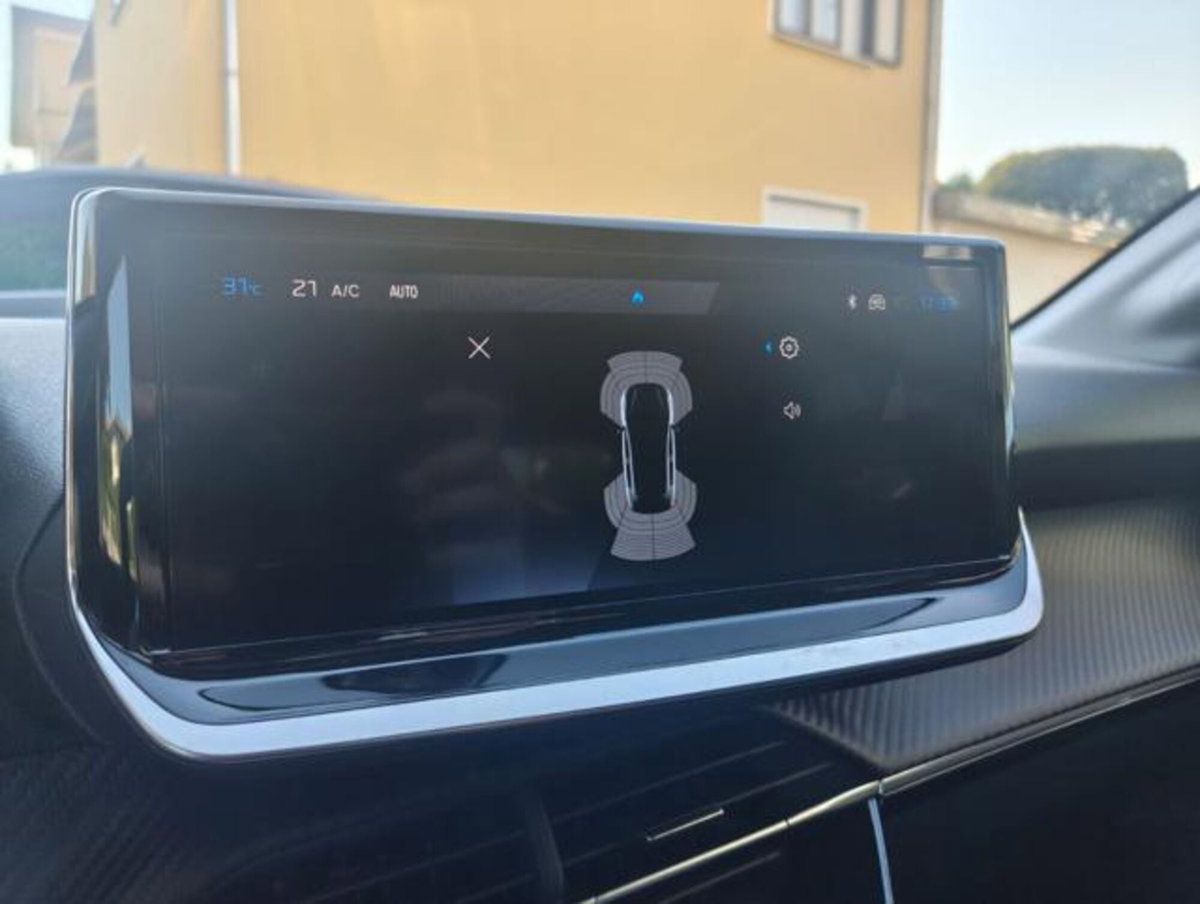 Peugeot 208 1.2 hybrid Active 100cv e-dcs 6 (9)