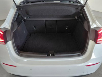 Mercedes-Benz Classe A Sedan 180 d Automatic 4p. Business (16)