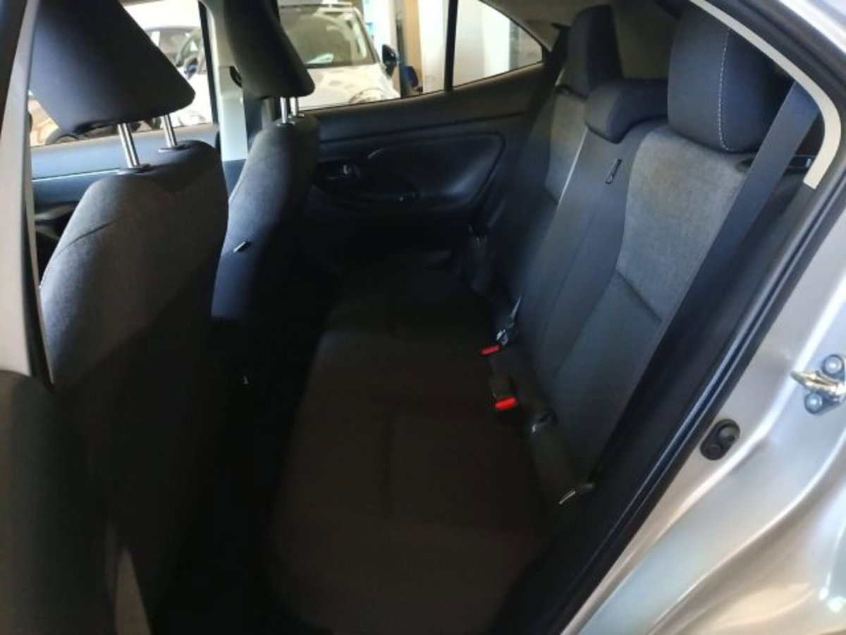 Toyota Yaris Cross 1.5 Hybrid 5p. E-CVT Active (7)