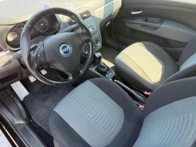Fiat Grande Punto 1.4 3 porte Dynamic (5)