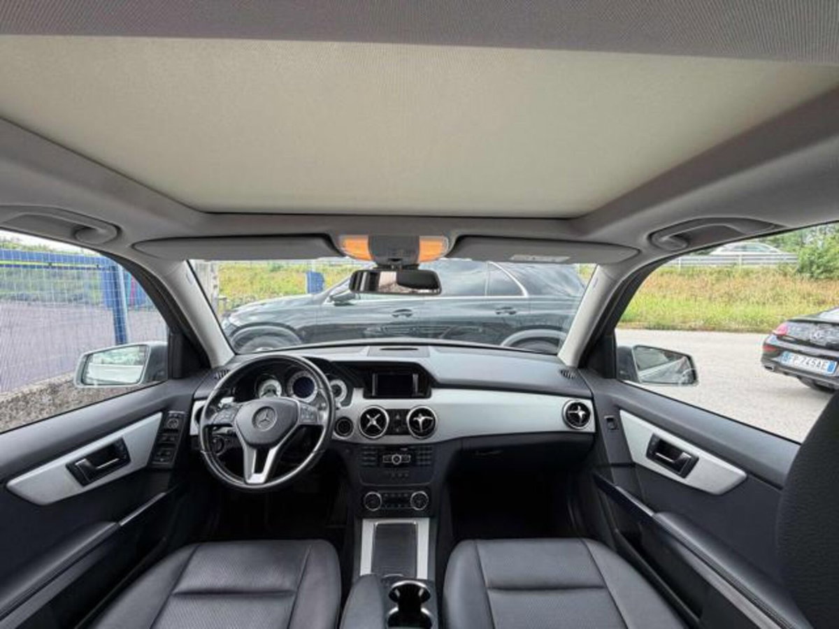 Mercedes-Benz GLK 200 CDI Sport Automatic (8)