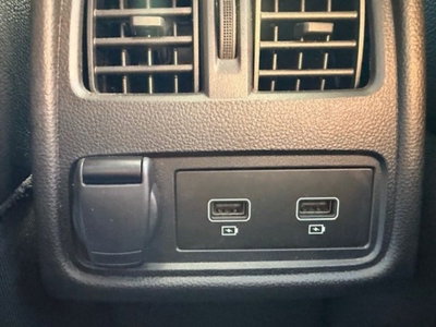 Renault Captur Full Hybrid E-Tech 145 CV Techno (11)